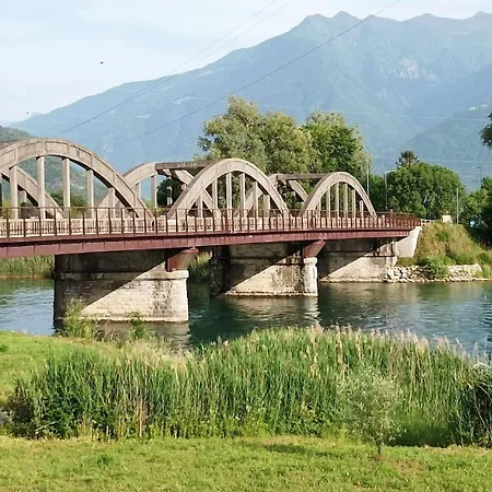 Lakefront With Private Garden And Parking * Dascio