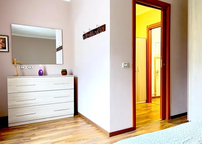 Lakefront With Private Garden And Parking * Dascio