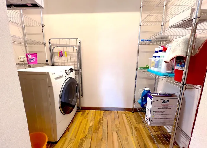 Lakefront With Private Garden And Parking Дом отдыха