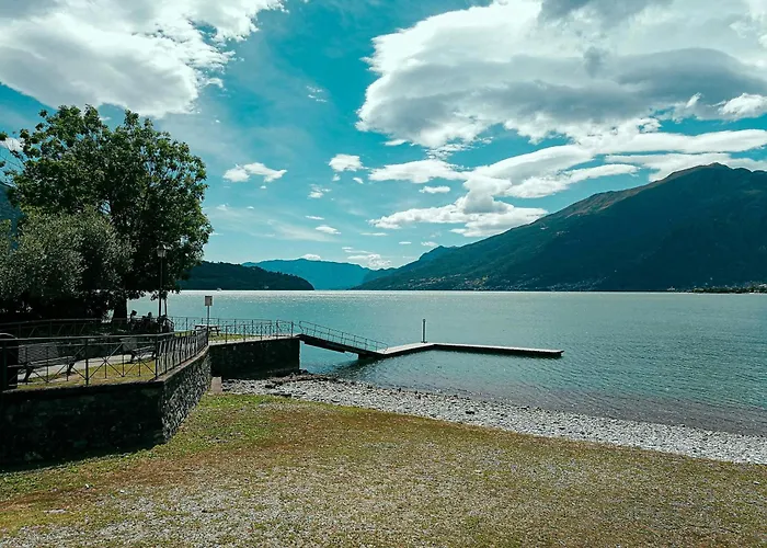 Lakefront With Private Garden And Parking Дом отдыха